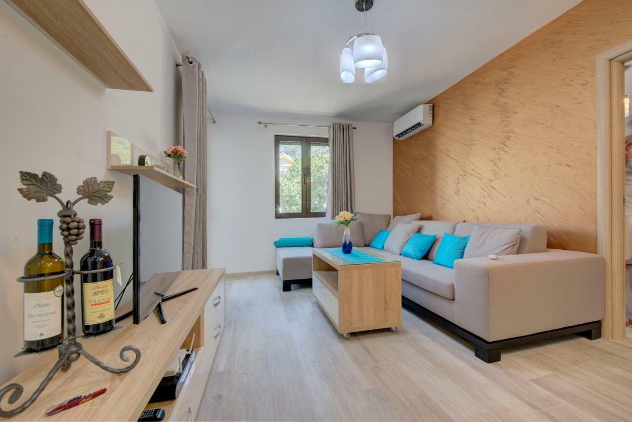 Apartment Medusa Risan Exterior foto