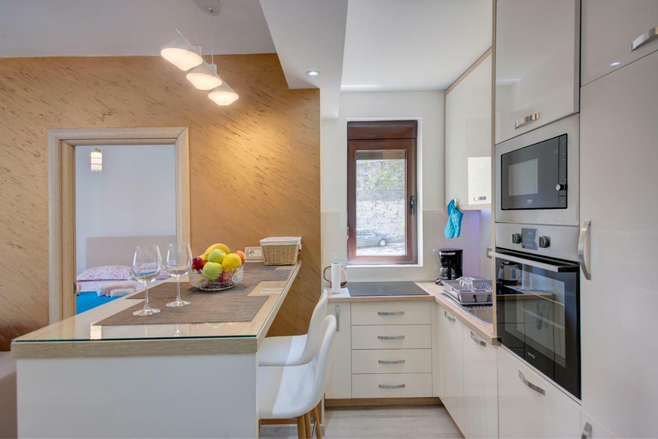 Apartment Medusa Risan Exterior foto